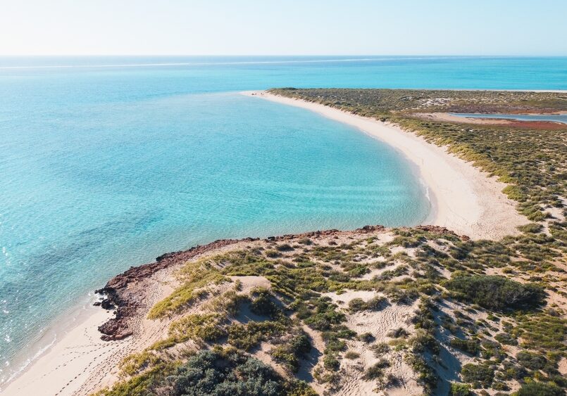 Aerial,Imagery,Of,A,Breathtaking,Warm,Beach,In,Osprey,Bay,